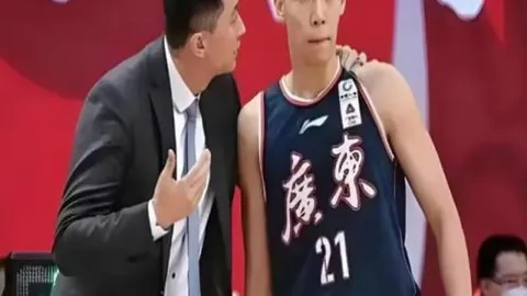终极对决篮球赛事资讯：博卡青年实力解析，雷科莱塔如何应对